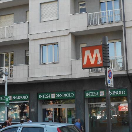 A 10 Minuti Di Metro Dal Centro Apartment Turin Ngoại thất bức ảnh